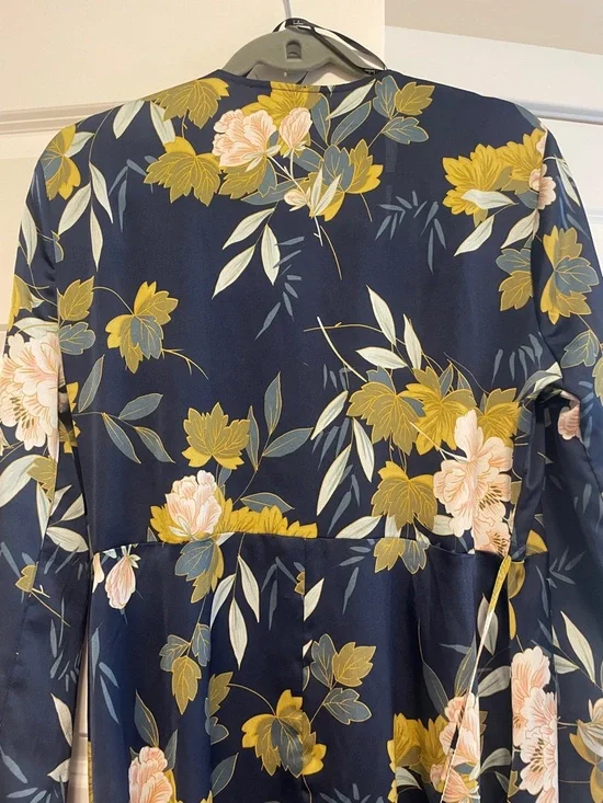 Lulu's Navy/Teal Floral Wrap Dress with Yellow & Olive Blooms - Picture 4 of 4